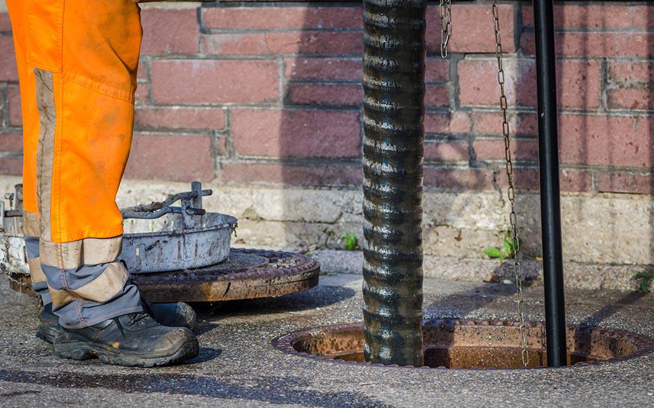 débouchage curage canalisation Vauréal